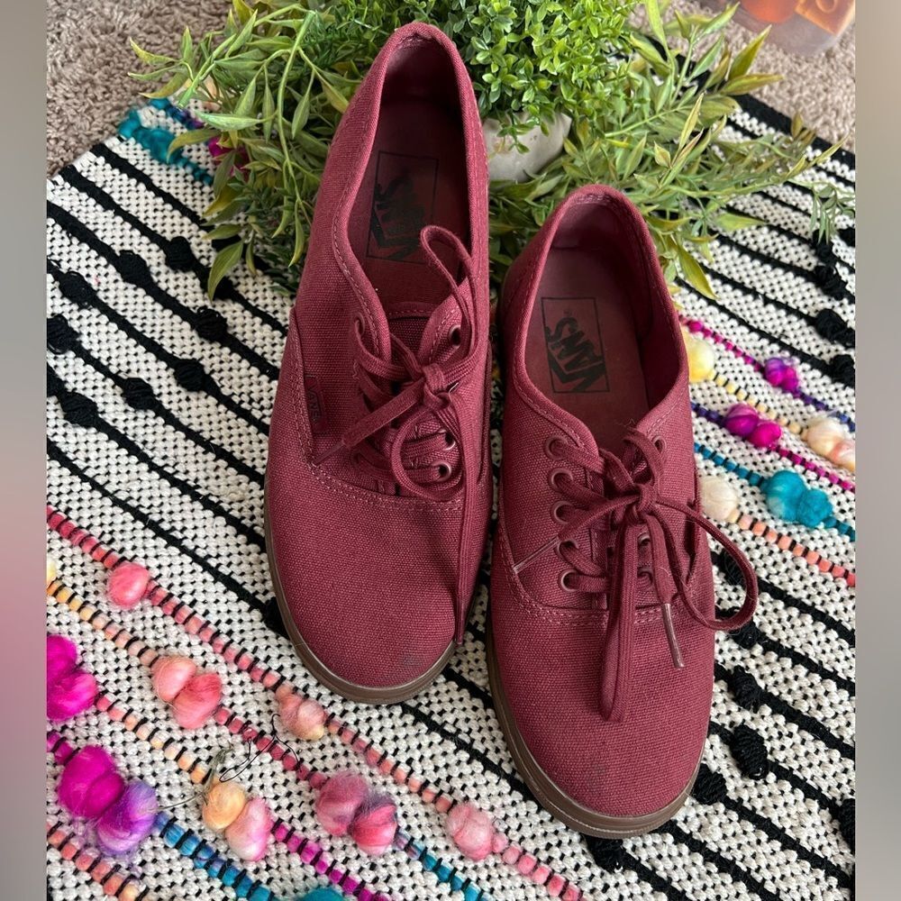 Vans Off The Wall Maroon Burgundy Low Top Lace Up Sneakers Men 5.5 Women 7